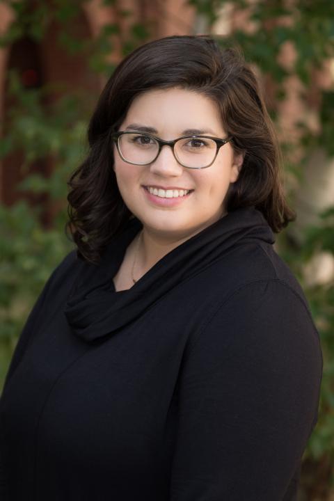 katherine cox headshot